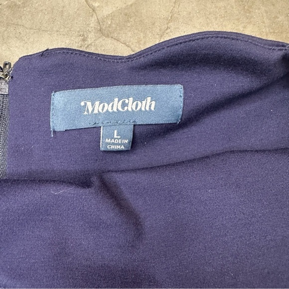 ModCloth Navy Scalloped Collar Off the Shoulder Fit and Flare Dress Sz Lg - Picture 6 of 8